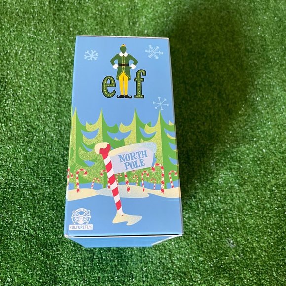 Buddy The Elf Holidays 3 Piece Gift Set 12 oz. Mug, Crew Socks, and Keychain NEW - Picture 13 of 14